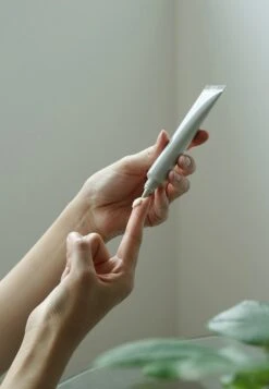 FUNDAMENTAL NOURISHING EYE BUTTER - Augenpflege -Friboo Verkauf Geschaft 08d75540b8274e9bbdb99092dc16a39d