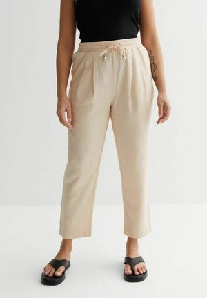 New Look PETITE BLEND HIGH WAIST - Shorts - Stone 6 New Look PETITE BLEND HIGH WAIST - Shorts - Stone – Bild 6