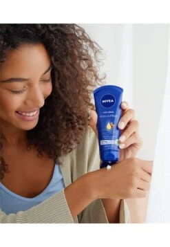 NIVEA HAND INTENSIVE CARE - Handcreme - - 10 NIVEA HAND INTENSIVE CARE - Handcreme - - -Friboo Verkauf Geschaft 0f03041347954782b1aba9b762ab130c