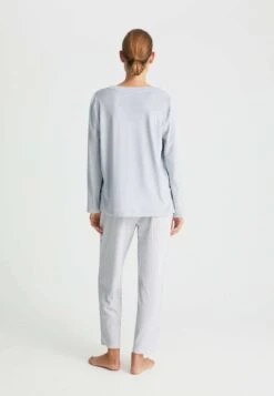 Oysho LONG SLEEVED - Nachtwäsche Shirt - Light Blue 8 Oysho LONG SLEEVED - Nachtwäsche Shirt - Light Blue -Friboo Verkauf Geschaft 172ab1fc144b474d83f7ee51d343ee2f
