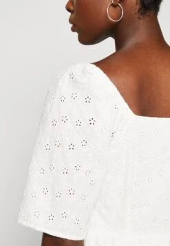 YASVILLI LONG DRESS - Freizeitkleid - White 11 YASVILLI LONG DRESS - Freizeitkleid - White -Friboo Verkauf Geschaft 1b4c774d04984c6288c4ca6eff225e59