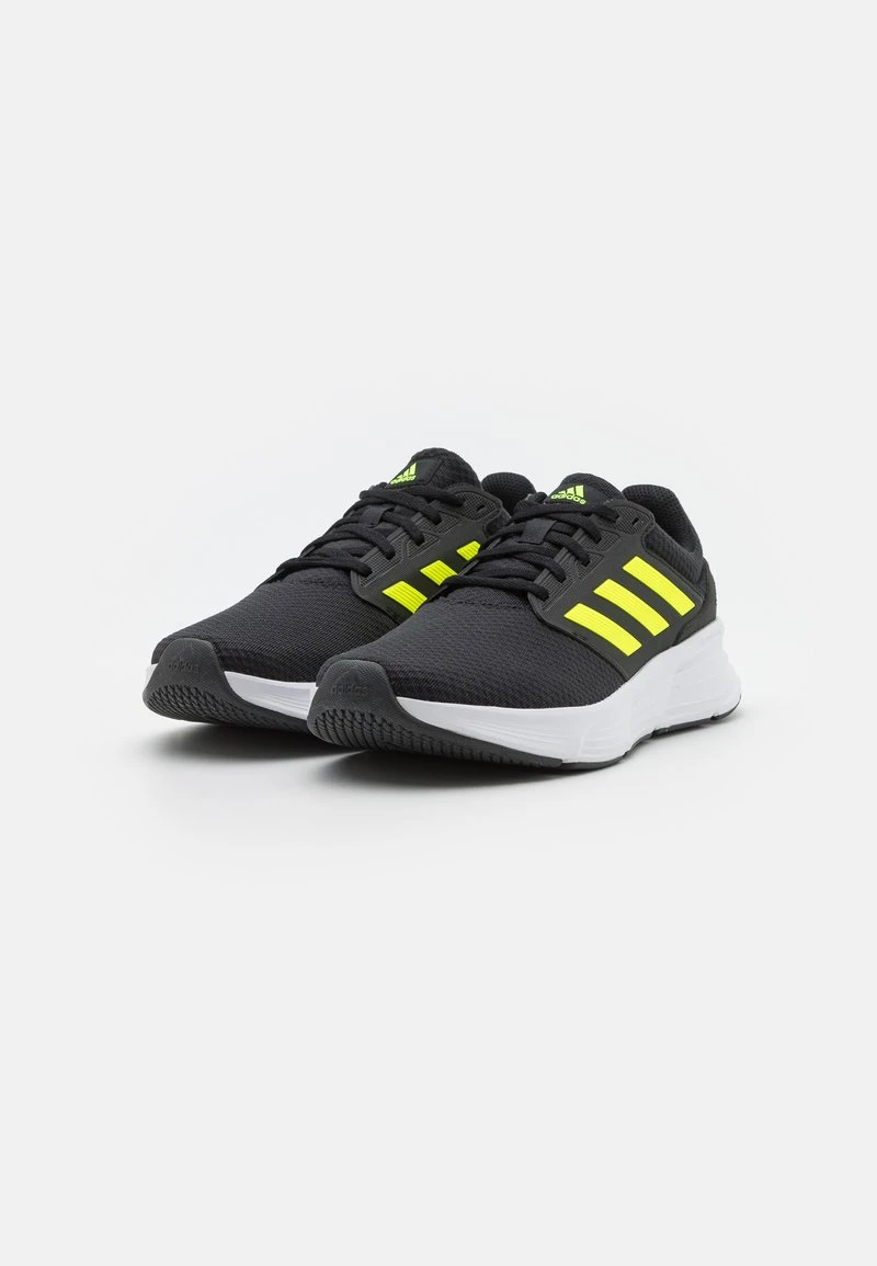 ADIDAS PERFORMANCE GALAXY 6 M - Laufschuh Neutral - Core Black/solar Yellow/carbon 2 ADIDAS PERFORMANCE GALAXY 6 M - Laufschuh Neutral - Core Black/solar Yellow/carbon – Bild 2