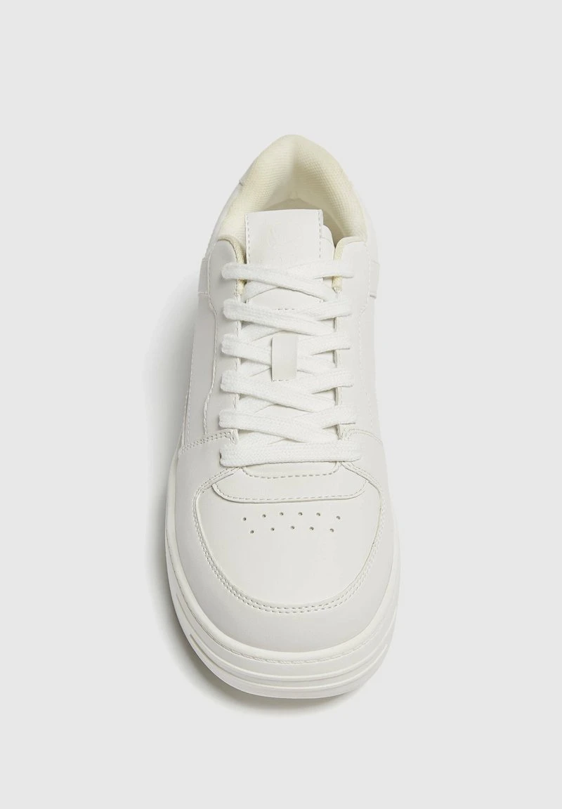 PULL & BEAR BASIC - Sneaker Low - White 6 PULL & BEAR BASIC - Sneaker Low - White – Bild 6