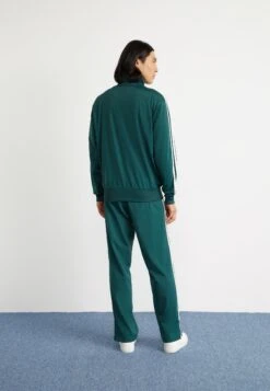 Adidas Originals FBIRD - Zip-up Sweatshirt - Mineral Green 22 Adidas Originals FBIRD - Zip-up Sweatshirt - Mineral Green -Friboo Verkauf Geschaft 2700e90a3e48448996ac37f5310c9f50