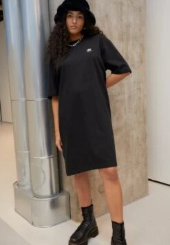 Adidas Originals ADICOLOR CLASSICS BIG TREFOIL TEE DRESS - Jerseykleid - Black