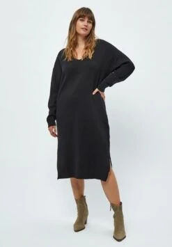 Peppercorn ROSALIA - Strickkleid - Black