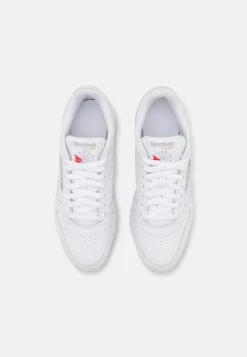 Reebok Classic CLASSIC LEATHER UNISEX - Sneaker Low - White 9 Reebok Classic CLASSIC LEATHER UNISEX - Sneaker Low - White -Friboo Verkauf Geschaft 2cc1fe3462304998bcf0abdadbe3f99f