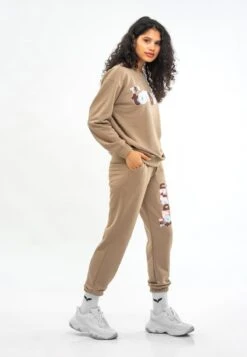 REGULAR FIT - Trainingsanzug - Stone -Friboo Verkauf Geschaft 3598b36b78c540d2acec58f64073f38b