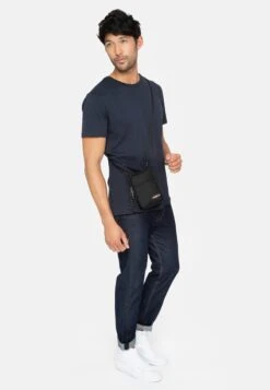 Eastpak BUDDY - Umhängetasche - Black