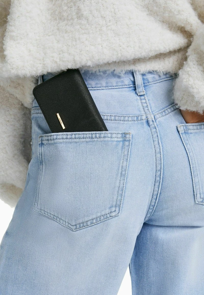 BERSHKA BASIC - Geldbörse - Black 2 BERSHKA BASIC - Geldbörse - Black – Bild 2