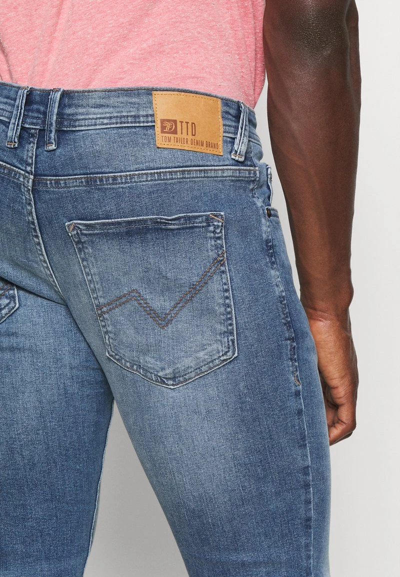 TOM TAILOR Denim PIERS - Jeans Slim Fit - Used Light Stone Blue Denim 4 TOM TAILOR Denim PIERS - Jeans Slim Fit - Used Light Stone Blue Denim – Bild 4