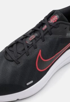 Nike Performance DOWNSHIFTER 12 - Laufschuh Neutral - Black/white/dark Smoke Grey/light Smoke Grey/iron Grey/university Red 11 Nike Performance DOWNSHIFTER 12 - Laufschuh Neutral - Black/white/dark Smoke Grey/light Smoke Grey/iron Grey/university Red -Friboo Verkauf Geschaft 507cfb0481984925b0a533838780dbfa