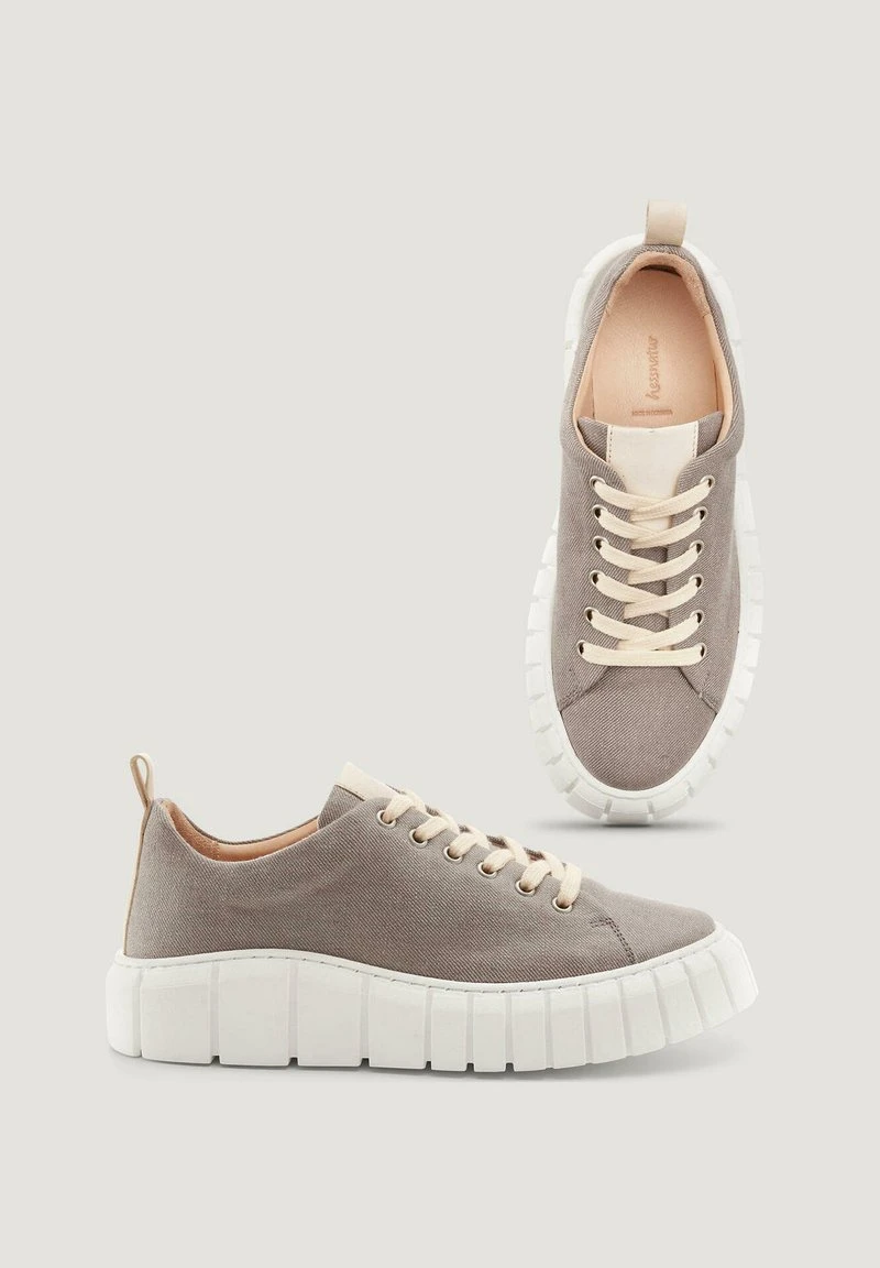 Sneaker Low - Milchkaffee 4 Sneaker Low - Milchkaffee – Bild 4