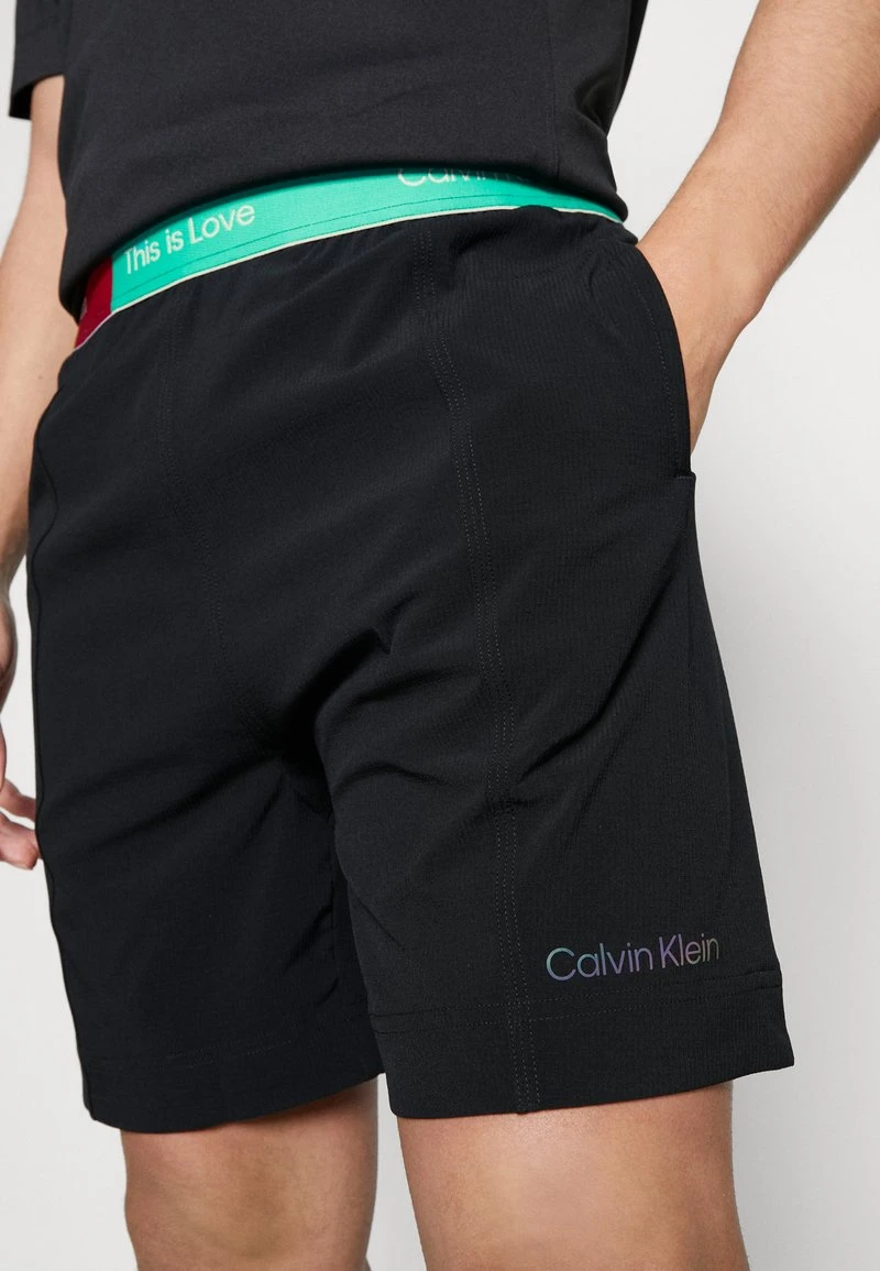 Calvin Klein Performance Kurze Sporthose - Black Beauty 5 Calvin Klein Performance Kurze Sporthose - Black Beauty – Bild 5