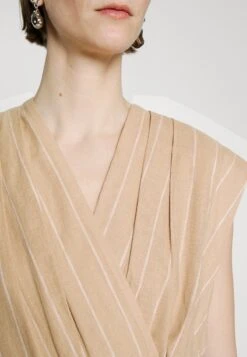 DKNY V NECK BELTED MIDI - Freizeitkleid - Khaki/ivory -Friboo Verkauf Geschaft 543930350b10449ba0462d3db3c02d1a