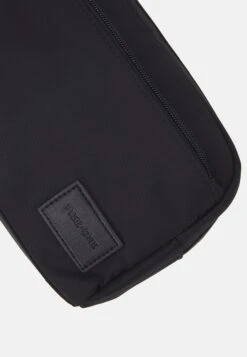 Pier One UNISEX - Wash Bag - Black -Friboo Verkauf Geschaft 5ecd591da0554c28a37b88635d752b7a