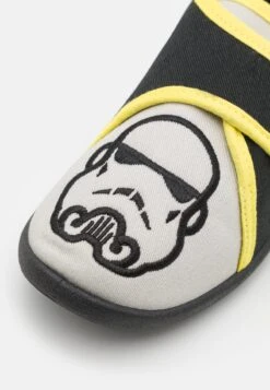 Friboo STAR WARS STORMTROOPER - Hausschuh - Black 11 Friboo STAR WARS STORMTROOPER - Hausschuh - Black -Friboo Verkauf Geschaft 624ce331bcb64bfea152baf9c30421c5