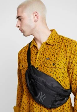 NEW ERA WAIST BAG LIGHT - Bum Bag - Black -Friboo Verkauf Geschaft 72021da3a7914c3488be3826c02baa1c