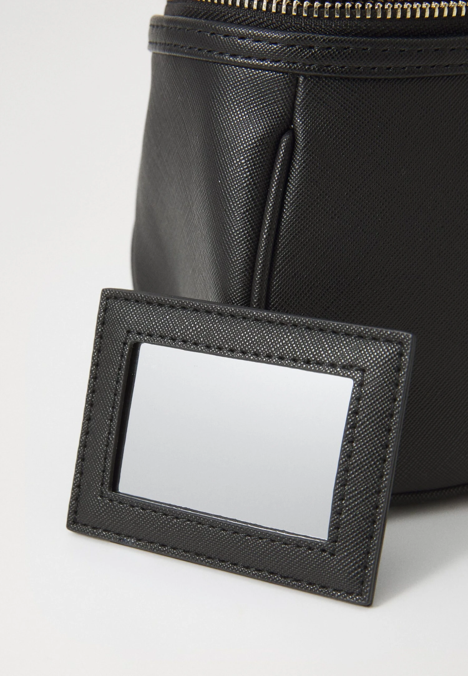 Guess BEAUTY - Wash Bag - Black 4 Guess BEAUTY - Wash Bag - Black – Bild 4