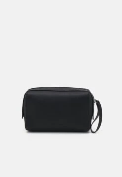 Pier One Wash Bag - Black