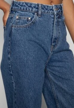 ONLY ONLDAD WIDE - Jeans Tapered Fit - Light Blue Denim -Friboo Verkauf Geschaft 7861886a37884b5288d3cc36576be7c8