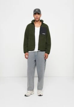 Santa Cruz FREESTYLE JACKET UNISEX - Fleece Jacket - Dark Moss -Friboo Verkauf Geschaft 7888d5e564da4b64969e4592ec0f5af7