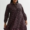 New Look CURVES STAR PRINT CREPE LONG SLEEVE MINI - Blusenkleid - Black Pattern