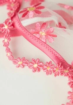 Intimissimi SWEET LIKE DAISIES - Balconette BH - Weiß J Fuchsia Powder White 11 Intimissimi SWEET LIKE DAISIES - Balconette BH - Weiß J Fuchsia Powder White -Friboo Verkauf Geschaft 81889c4f20334f359a8afb089b748132