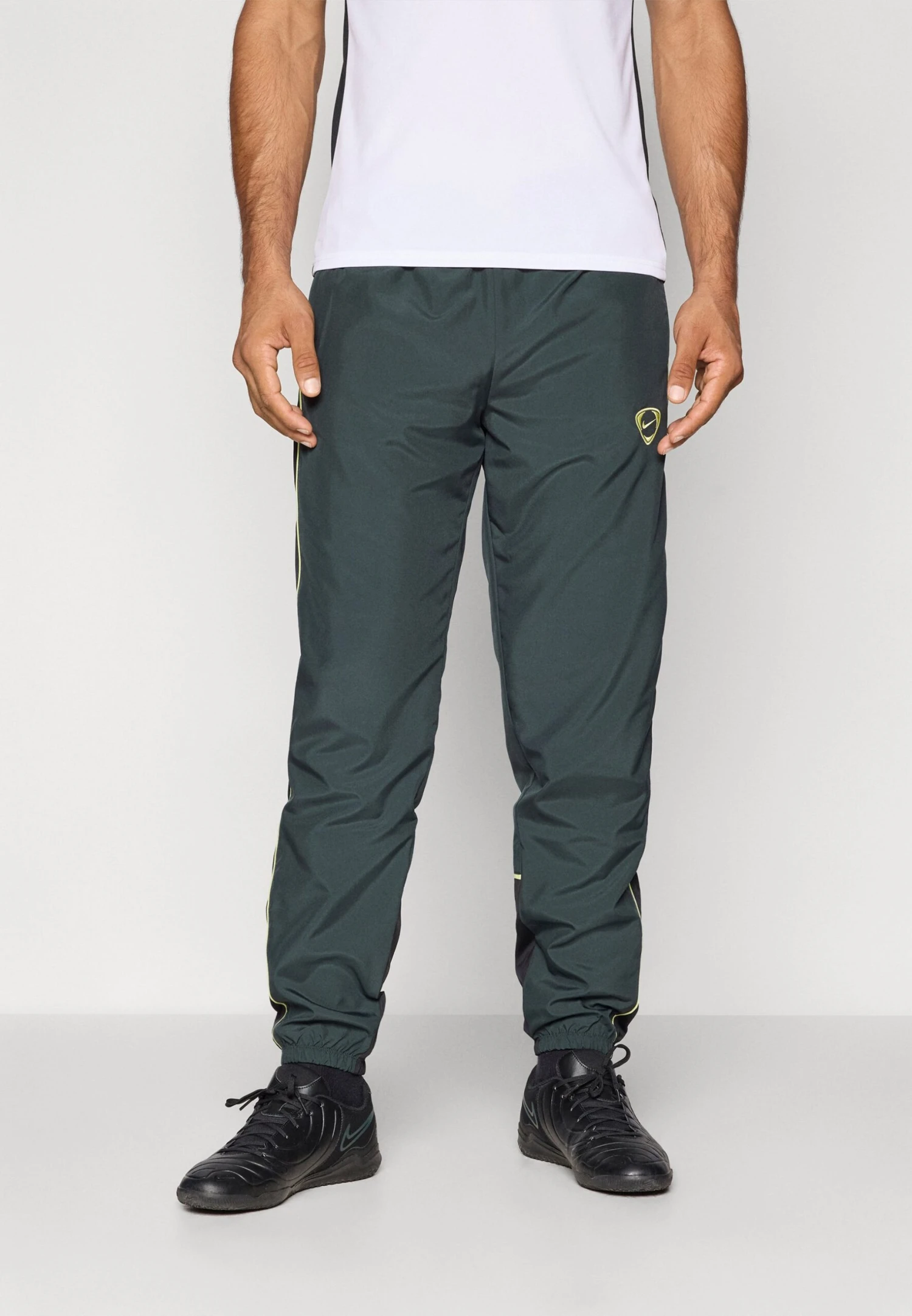 Nike Performance Tracksuit Bottoms - Seaweed/black/limelight 1 Nike Performance Tracksuit Bottoms - Seaweed/black/limelight