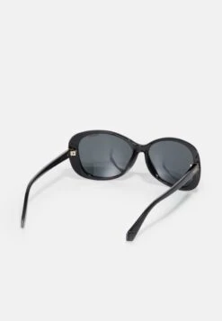 Polaroid Sonnenbrille - Black -Friboo Verkauf Geschaft 84bf27b056a644c2bb9e8f61d8a071e9