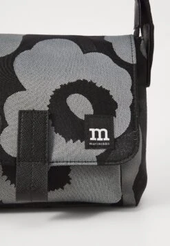 Marimekko MINI MESSENGER UNIKKO - Cross Body Bag - Grey/dark Grey/black -Friboo Verkauf Geschaft 858cb1ef72564b7b8cc4f6937e3a2782