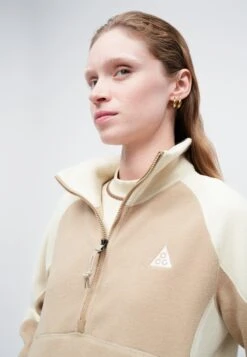 WOLF TREE - Fleece Jumper - Parachute Beige/khaki/mosswood Brown/summit White -Friboo Verkauf Geschaft 896010cfcc824b34aa09ff10af6ec14e