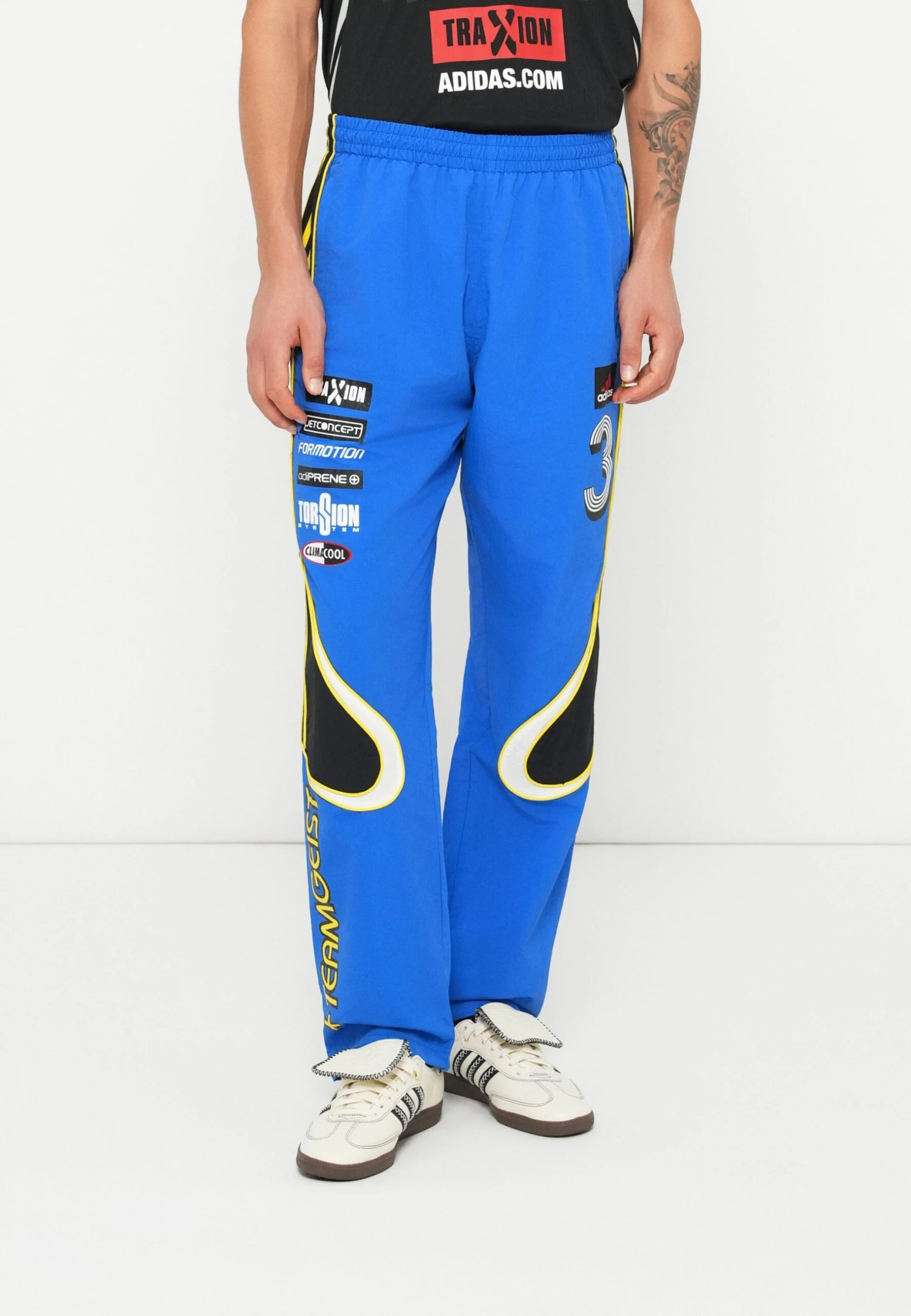 Adidas Originals GFX TRACK PANT UNISEX - Tracksuit Bottoms - Blue/black/white 1 Adidas Originals GFX TRACK PANT UNISEX - Tracksuit Bottoms - Blue/black/white