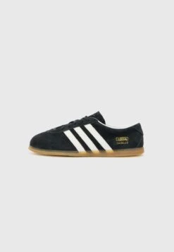 Adidas Originals GAZELLE LO PRO W - Trainers - Black/white/gum