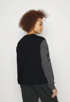 Nike Performance NBA CHICAGO BOXY TEE - Vereinsmannschaften - Black