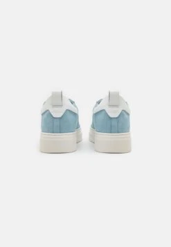 Antony Morato Trainers - Sky Blue 13 Antony Morato Trainers - Sky Blue -Friboo Verkauf Geschaft 92c9583ee7424ff6905940852ee1ec16