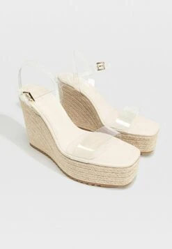 Stradivarius WITH ANKLE STRAPS - Keilsandalette - Nude -Friboo Verkauf Geschaft 94316f302c234cc2a6fef92cd5bf5f06
