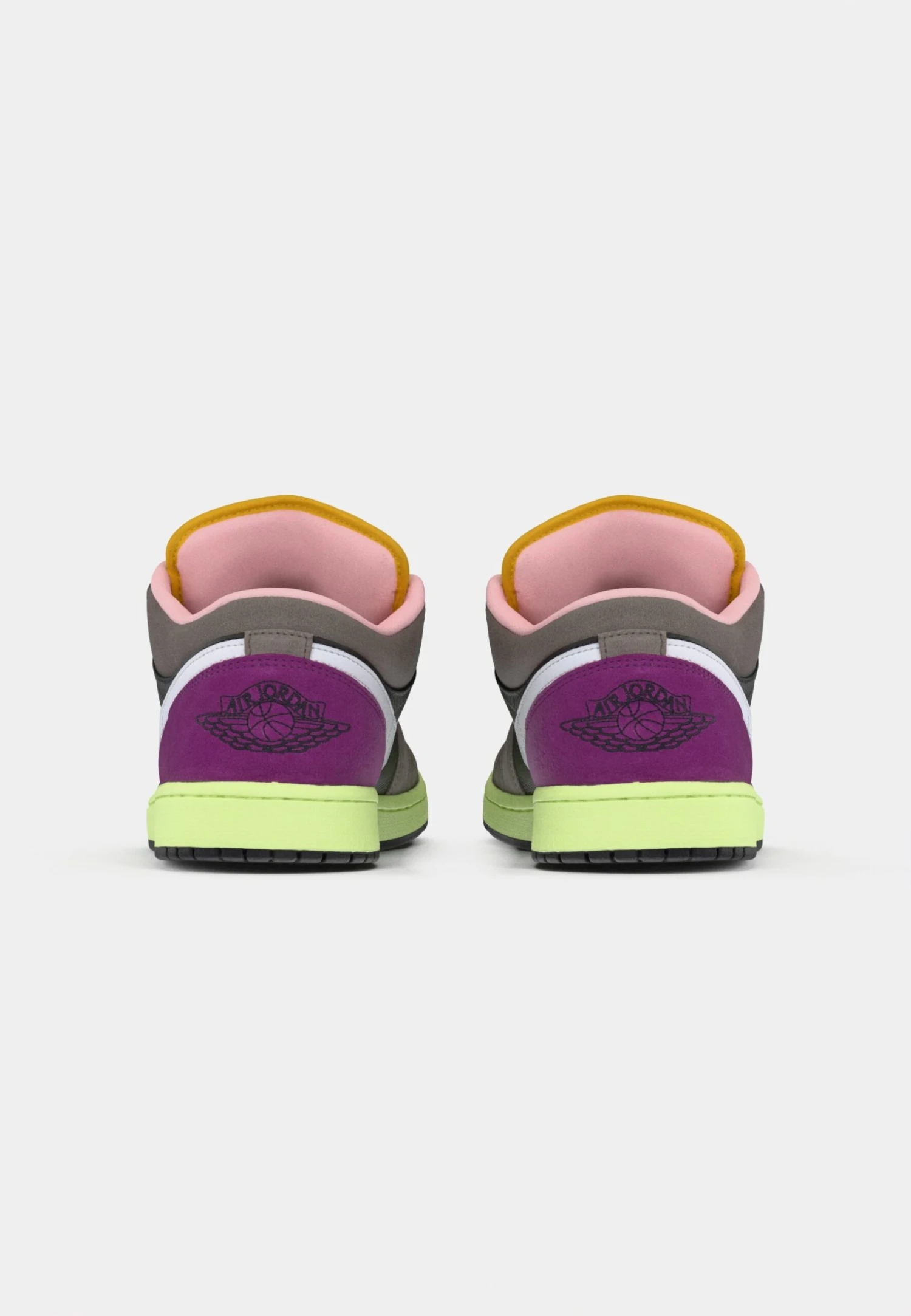 AIR JORDAN 1 SE - Trainers - Oil Grey/white/cave Stone/arctic Punch Viotech/dark Sulfur 4 AIR JORDAN 1 SE - Trainers - Oil Grey/white/cave Stone/arctic Punch Viotech/dark Sulfur – Bild 4