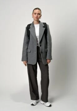 BERGEN PRO - Rucksack - All Black -Friboo Verkauf Geschaft 9afd71f4fb3d4c7e9db1660cf202b8ae