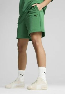 Puma PREMIUM ESS GRAPHIC - Tracksuit Bottoms - Archive Green 8 Puma PREMIUM ESS GRAPHIC - Tracksuit Bottoms - Archive Green -Friboo Verkauf Geschaft a4cf52ac7f934986b455db7773fc9339