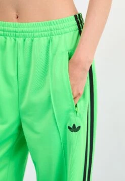 Adidas Originals FIREBIRD - Tracksuit Bottoms - Screaming Green/black 25 Adidas Originals FIREBIRD - Tracksuit Bottoms - Screaming Green/black -Friboo Verkauf Geschaft b18e21c238bb44a1badef879ae89f3a3