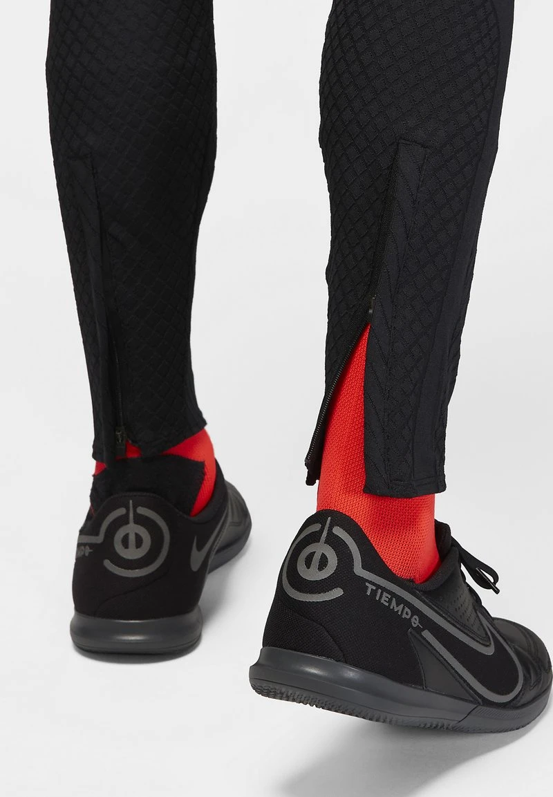 Nike Performance PARIS GERMAIN STRIKE AWAY - Stoffhose - Black/bright Crimson 6 Nike Performance PARIS GERMAIN STRIKE AWAY - Stoffhose - Black/bright Crimson – Bild 6