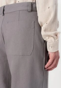 Libertine-Libertine ALERT - Jeans Relaxed Fit - Charcoal -Friboo Verkauf Geschaft b4351cfafbf341d59cc04d7c00b5c2f1