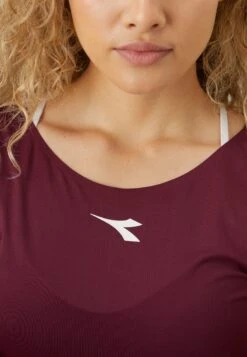 Diadora TANK ICON - Top - Maroon Banner -Friboo Verkauf Geschaft b660fae67f9c4f12a878d9ba4e7f70a7