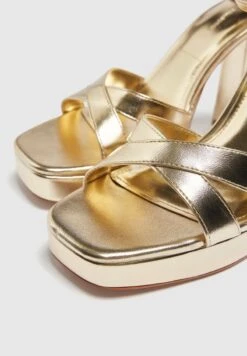 PULL & BEAR CRISS-CROSS - Plateausandalette - Gold Coloured 9 PULL & BEAR CRISS-CROSS - Plateausandalette - Gold Coloured -Friboo Verkauf Geschaft ba80c89eeaef416b96a86c49607ee33e