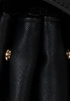 Tagesrucksack - Schwarz 10 Tagesrucksack - Schwarz -Friboo Verkauf Geschaft c089a2ba11704fa8b19e6574a09fbc91