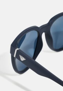 Emporio Armani Sonnenbrille - Blue 8 Emporio Armani Sonnenbrille - Blue -Friboo Verkauf Geschaft cd9956d0d0d34c349acb9be49da830ec
