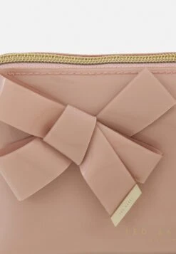 Ted Baker NICOLAI - Wash Bag - Pink -Friboo Verkauf Geschaft cda55c00cf7f4f939827af44552ab0a9