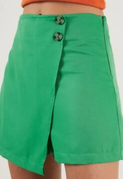LELA REGULAR FIT - Shorts - Benetton Color 10 LELA REGULAR FIT - Shorts - Benetton Color -Friboo Verkauf Geschaft d0565517600047c7abce34091c42e975