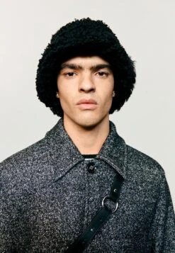 URBAN CLASSICS TRAPPER HAT - Mütze - Black 11 URBAN CLASSICS TRAPPER HAT - Mütze - Black -Friboo Verkauf Geschaft d07f1a025ca047c8a82a083caa32cc49